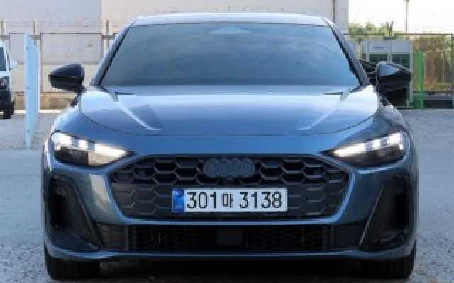 개인회생중고차구매 A5 (B10) 45 TFSI 콰트로 S-라인? 매물 사진 20 - 2025/12 4,929km