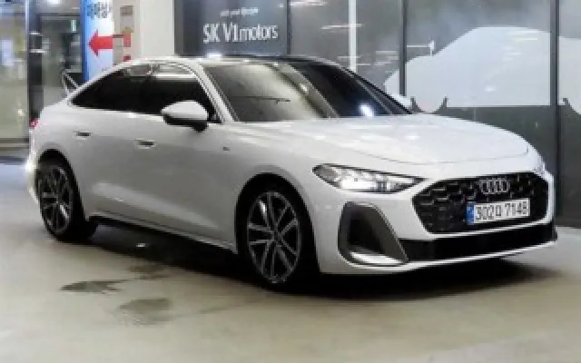 개인회생중고차구매 A5 (B10) 40 TFSI 콰트로 S-라인 매물 사진 16 - 2025/11 2,787km